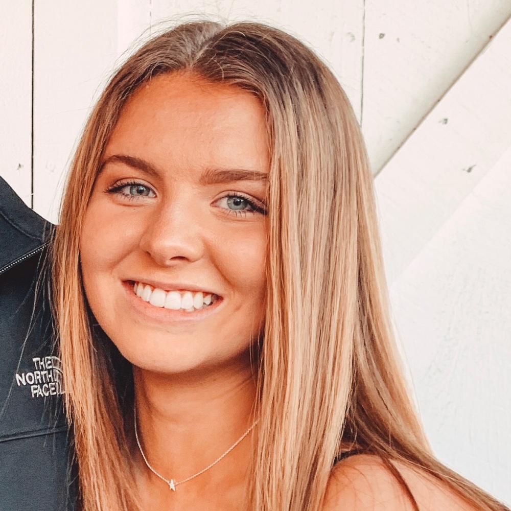 Meet your Posher, Lauren